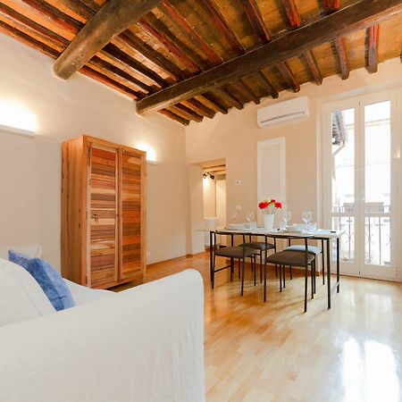 Navona Typical Apartment Rome Buitenkant foto