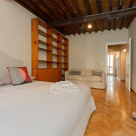 Navona Typical Apartment Rome Buitenkant foto